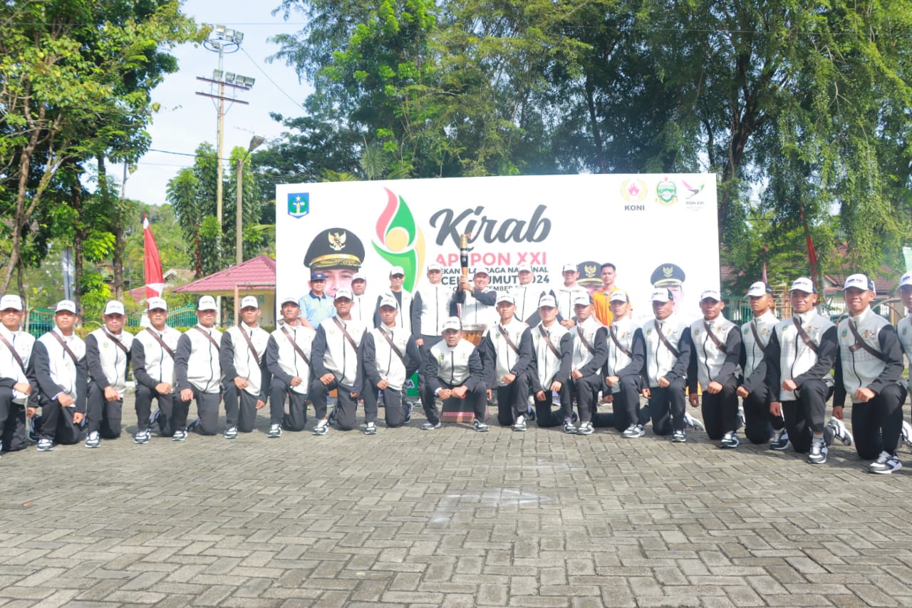 Sambutan Meriah Api PON XXI Aceh-Sumut di Sibolga
