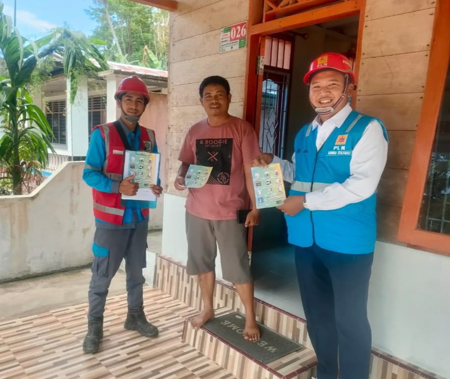 PLN UP3 Nias Sosialisasi Door to Door untuk Tingkatkan Pemahaman Bahaya Listrik