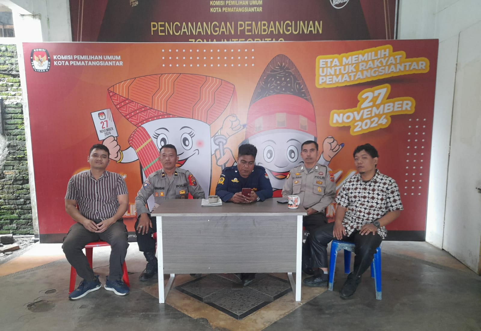 Polres Pematangsiantar Siagakan Personel di KPU