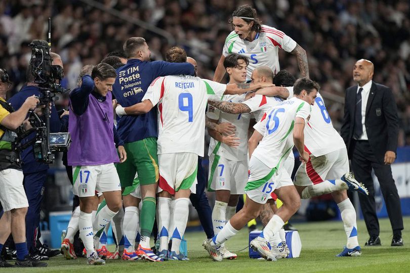 Italia Raih Kemenangan Perdana di Paris dalam 70 Tahun