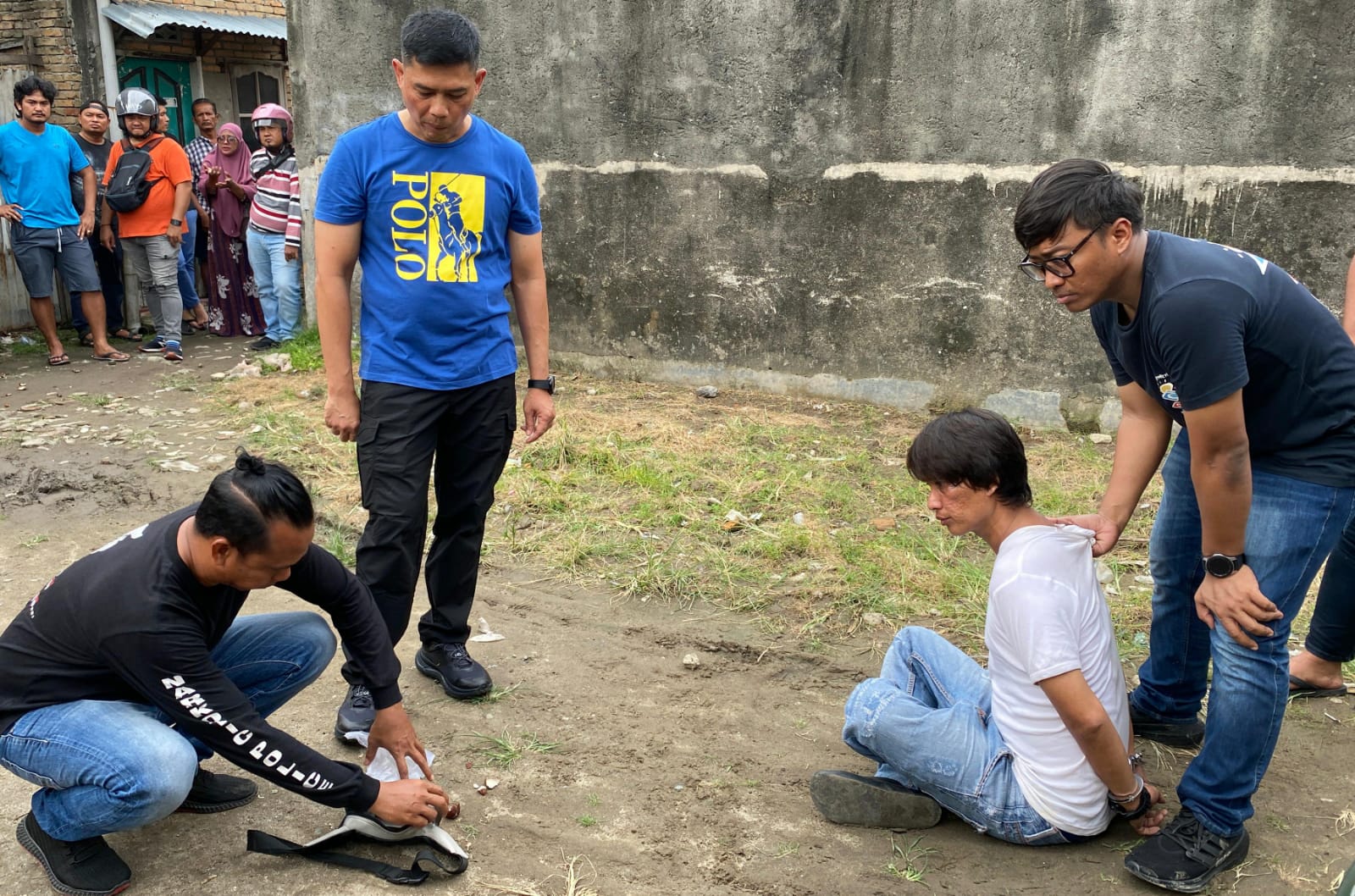 Polrestabes Medan Gerebek Sarang Pengedar Narkoba di Jalan Masjid Taufik