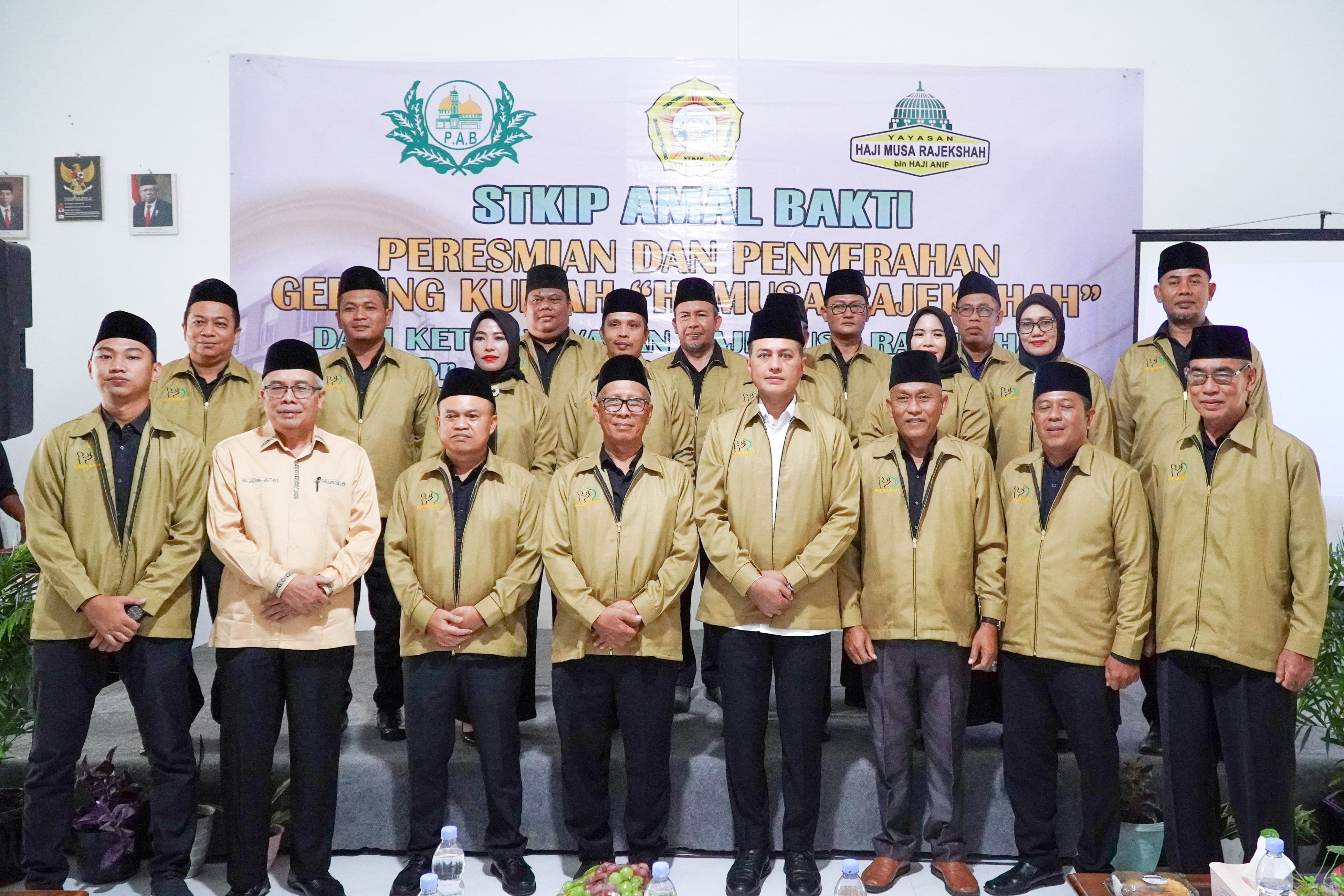 STKIP Amal Bakti Resmikan Gedung Kuliah H Musa Rajekshah