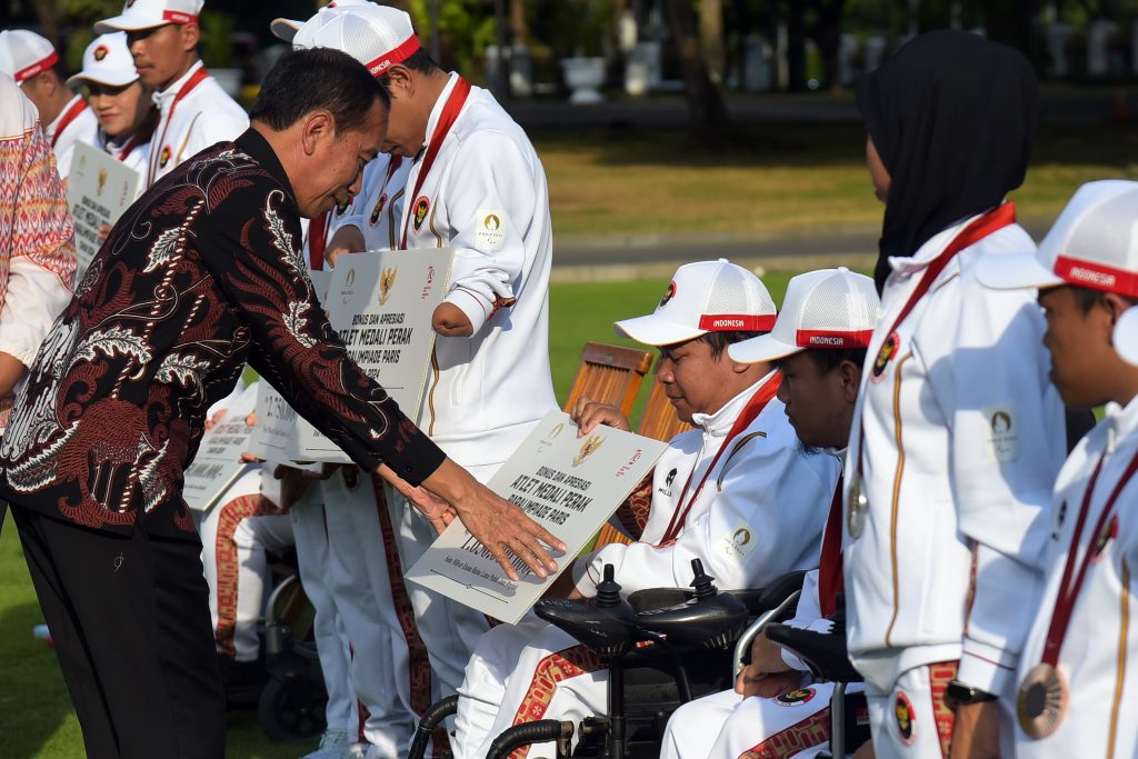 Presiden Jokowi Berikan Bonus untuk Atlet Paralimpiade Paris 2024