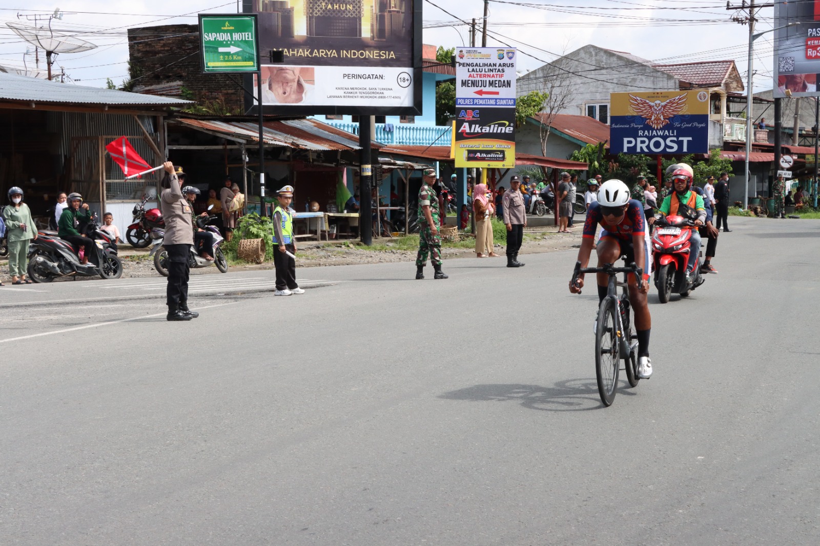 208 Personel Kawal Balap Sepeda PON XXI di Pematangsiantar