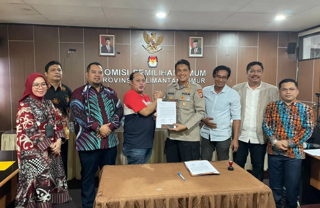 KPU Kaltim Tetapkan Paslon Pilgub 2024, Polda Kaltim Serahkan Satgas Pengawalan kepada Tim Pemenangan