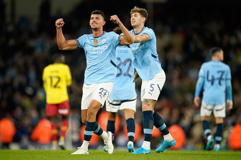 Manchester City Menang 2-1 atas Watford