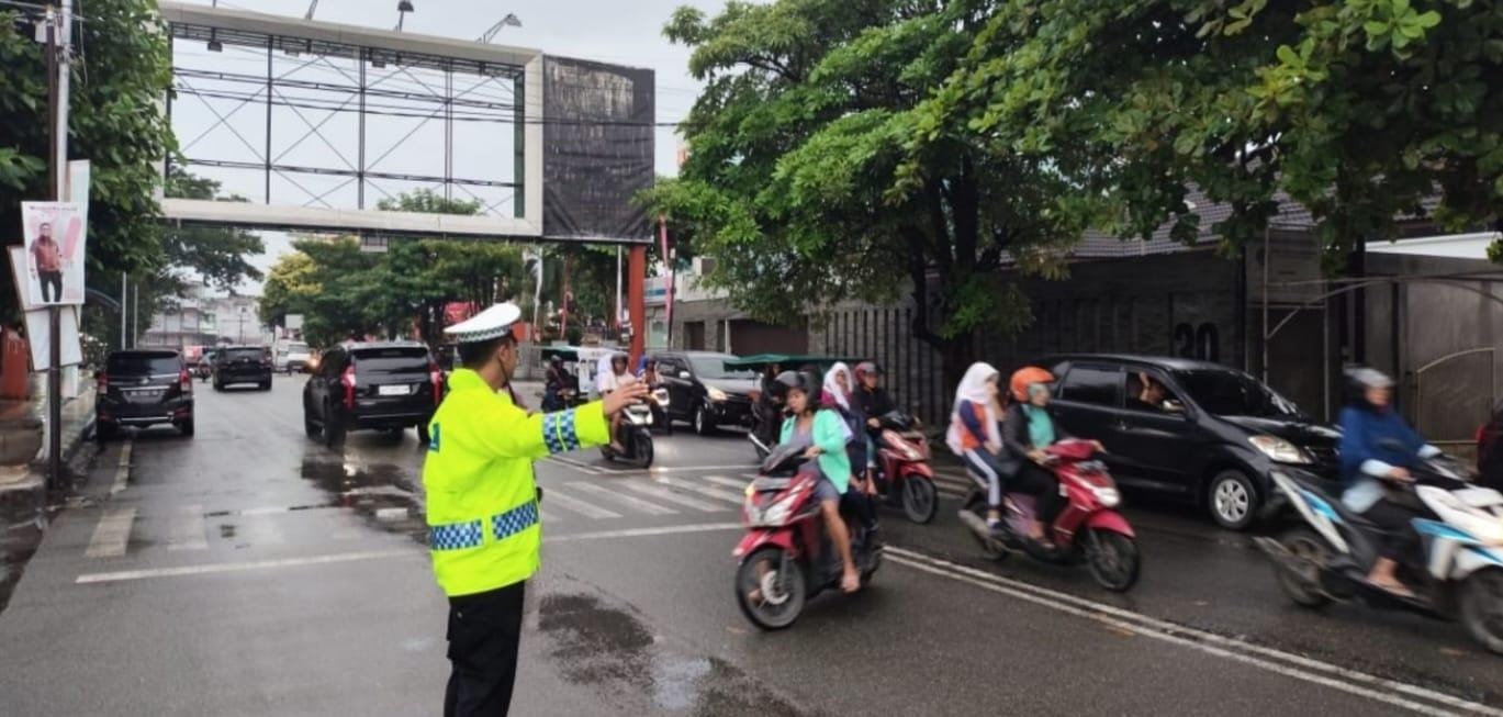 Strong Point Sat Lantas Polres Tebingtinggi di Lokasi Padat