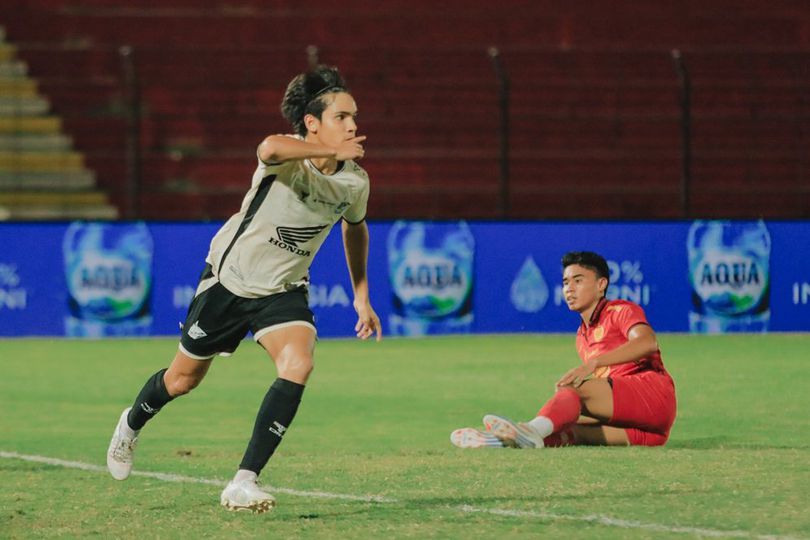 Hasil Imbang Persija 1-1 PSM, Gol Indah dari Maciej Gajos