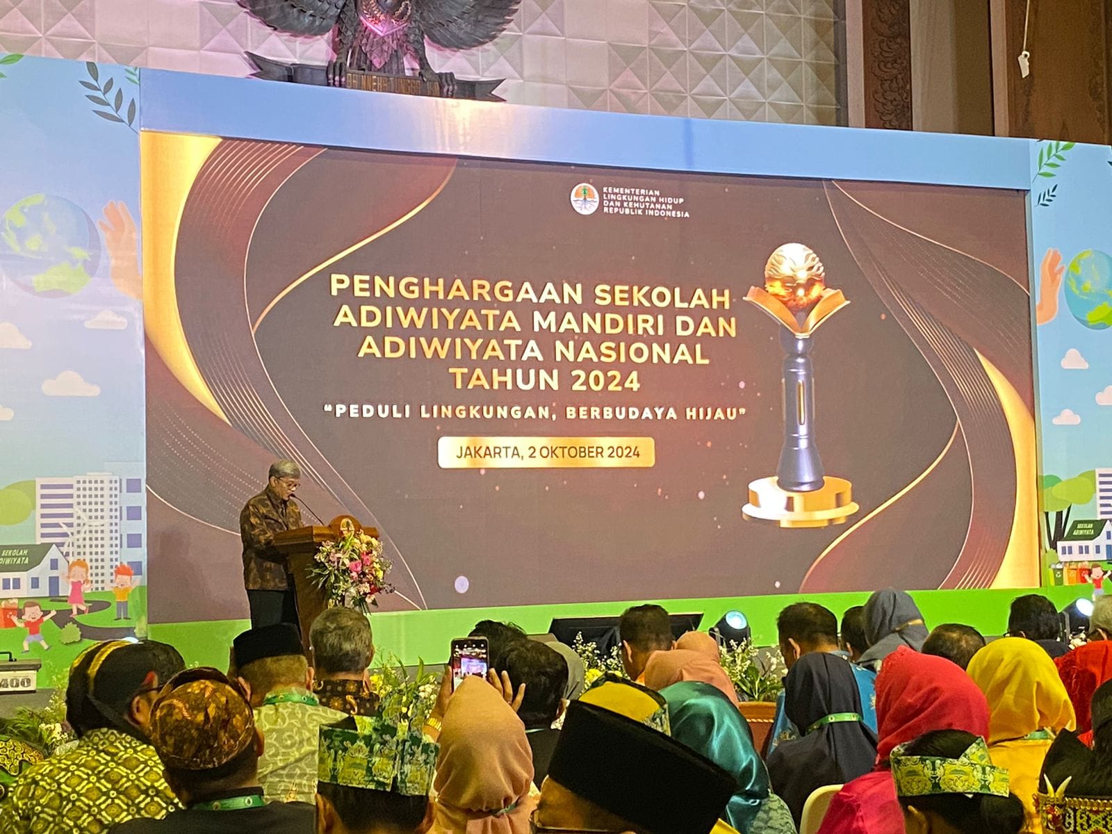 720 Sekolah Terima Penghargaan Adiwiyata 2024