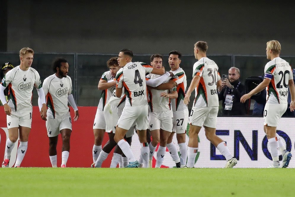 Verona Taklukkan Venezia: Jay Idzes Kembali Kalah