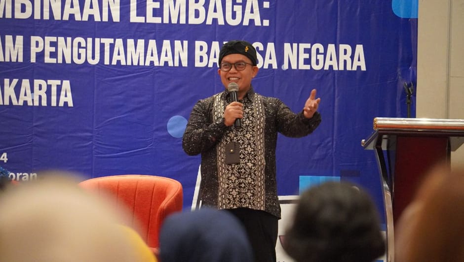 Lembaga di DKI Jakarta Menerima Penghargaan dari Badan Bahasa