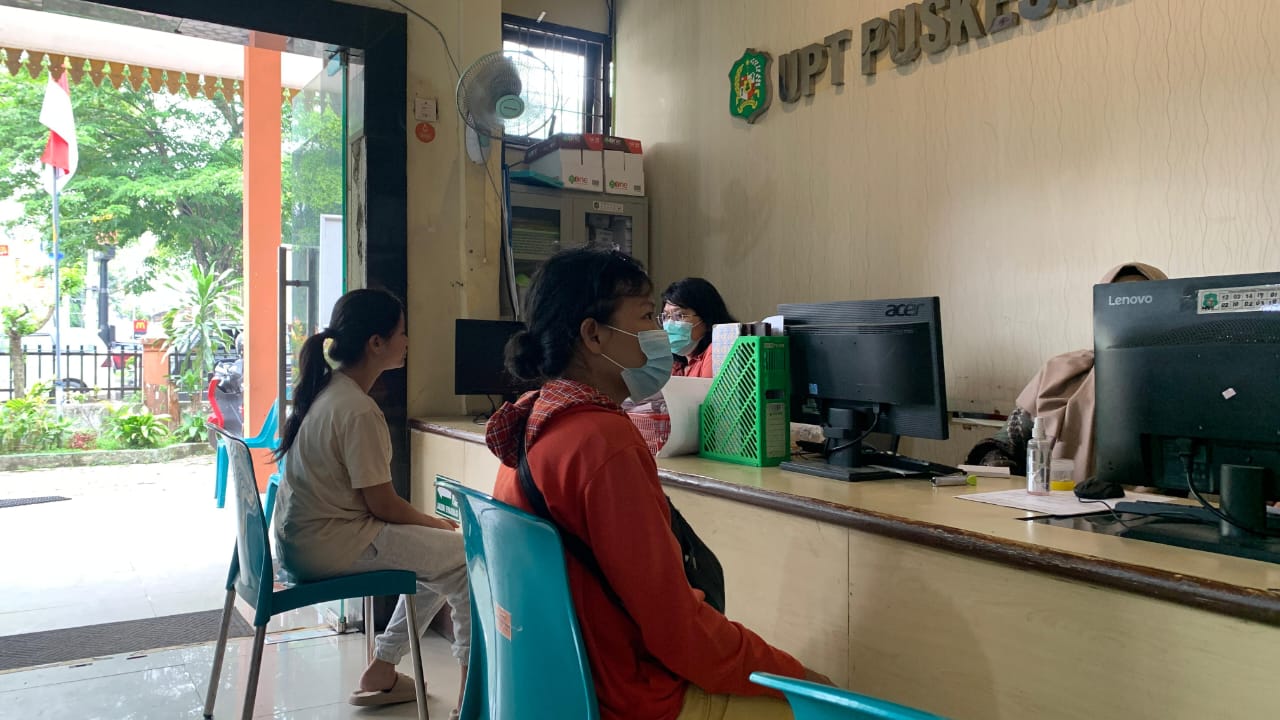 Program UHC JKMB: 138 Warga Berobat Gratis Menggunakan KTP di Puskesmas Teladan