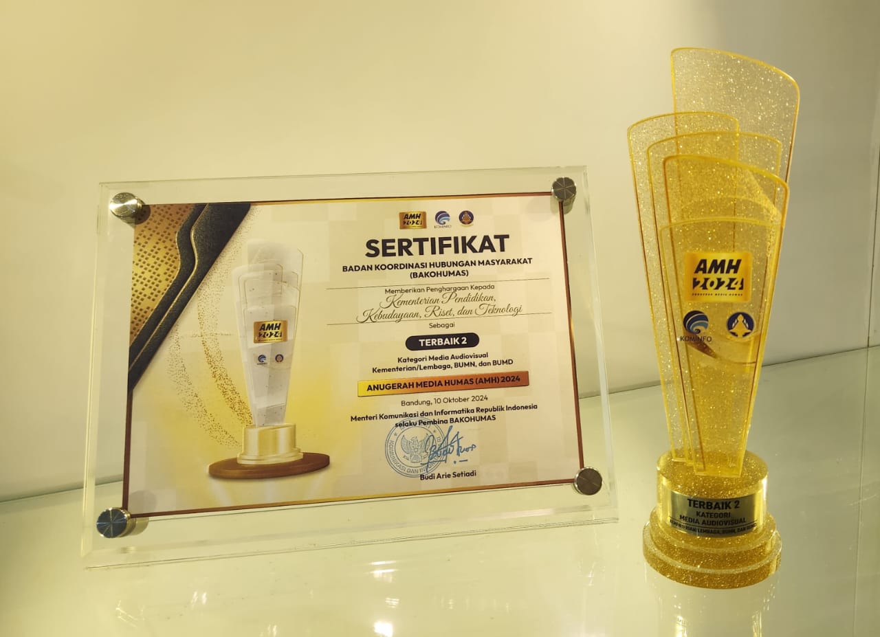 Anugerah Media Humas 2024: Kemendikbudristek Terima Penghargaan Media Audiovisual