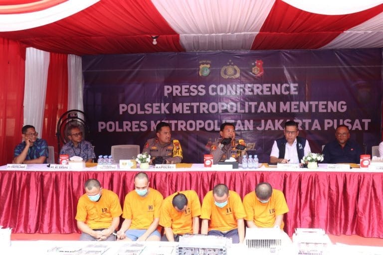 WN China Terlibat Pencurian Modul BTS, Interpol Lakukan Penelusuran