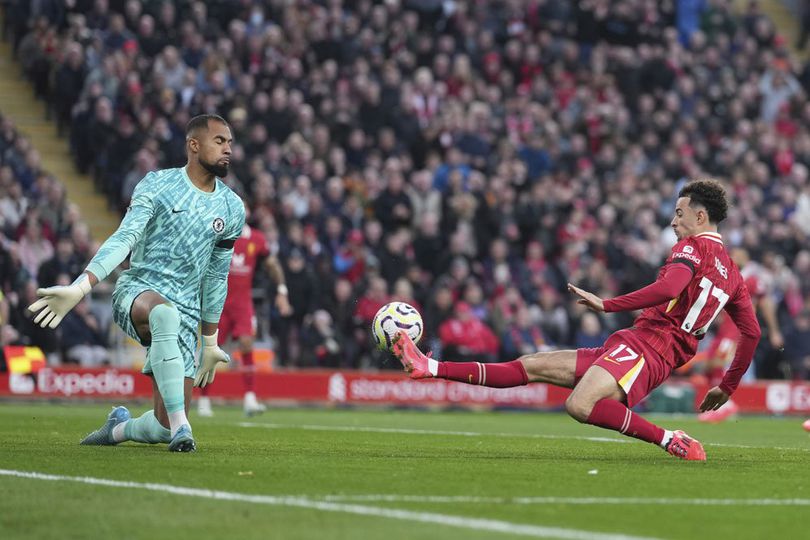 Liverpool Raih Kemenangan Atas Chelsea Skor 2-1