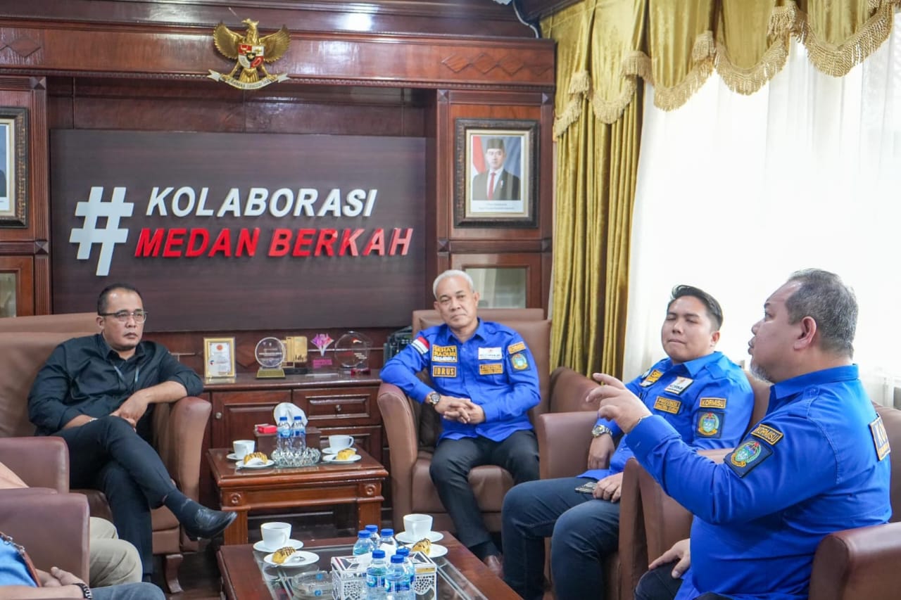 Taman Literasi Sarana Pembinaan Olahraga dan Permainan Rakyat di Masyarakat