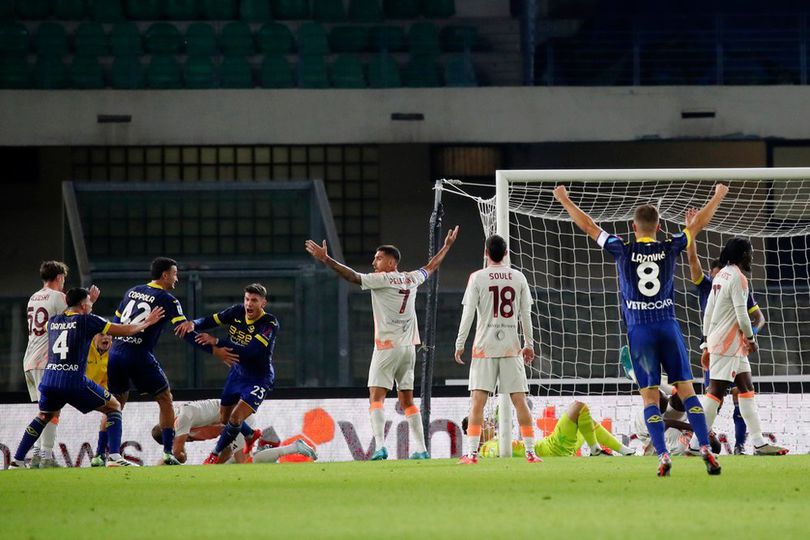 Hellas Verona Kalahkan AS Roma 3-2