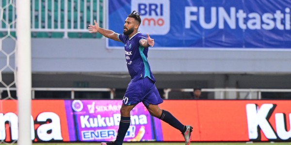 Persita Tahan Imbang Malut United, Marios Ogkpame Cetak Gol Penyelamat