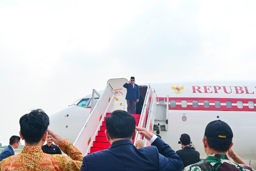 Presiden Prabowo Memulai Kunjungan Luar Negeri Perdana ke Beberapa Negara