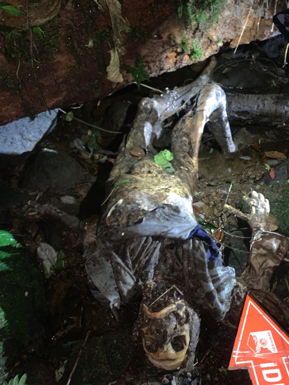 Penyelidikan Identitas Mayat Pria Lansia Ditemukan di Sungai Sibolangit
