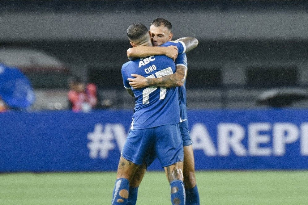Persib Bandung Raih Kemenangan Tipis atas Borneo FC