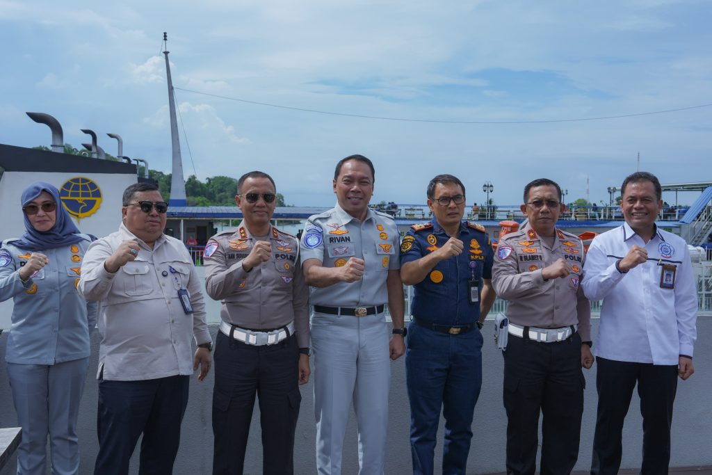 Kakorlantas Polri Pastikan Kesiapan Operasi Lilin 2024 dan Kelancaran Nataru di Pelabuhan Merak