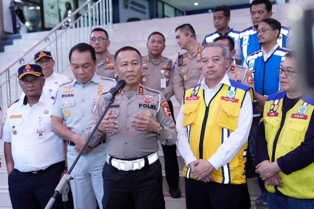 Kakorlantas Polri Tinjau Kesiapan Jalur Tol untuk Operasi Lilin 2024