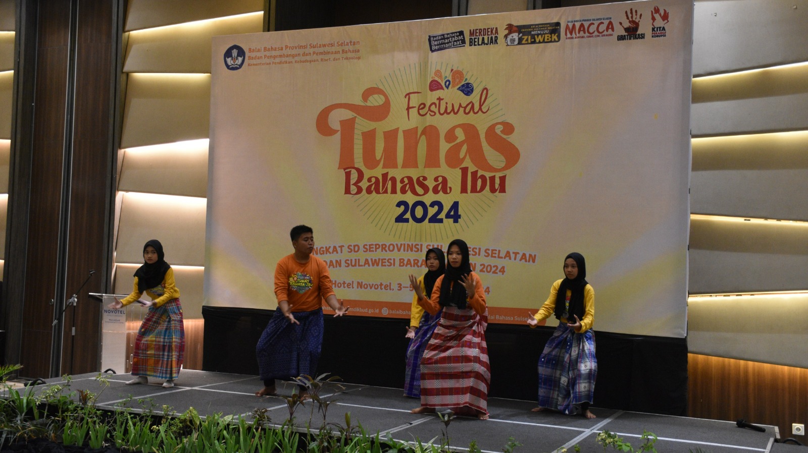 Membina Generasi Muda: FTBI Tingkat SD se-Sulawesi Selatan dan Barat Rayakan Cinta Bahasa Daerah