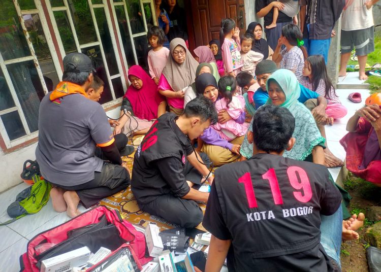Kemenkes Salurkan Obat-Obatan untuk Korban Banjir Sukabumi