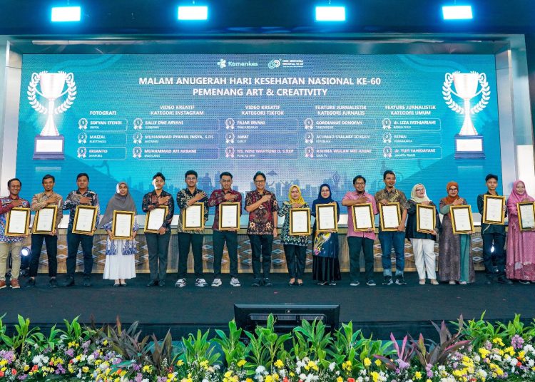 Kemenkes Sukses Gelar Malam Anugerah HKN ke-60