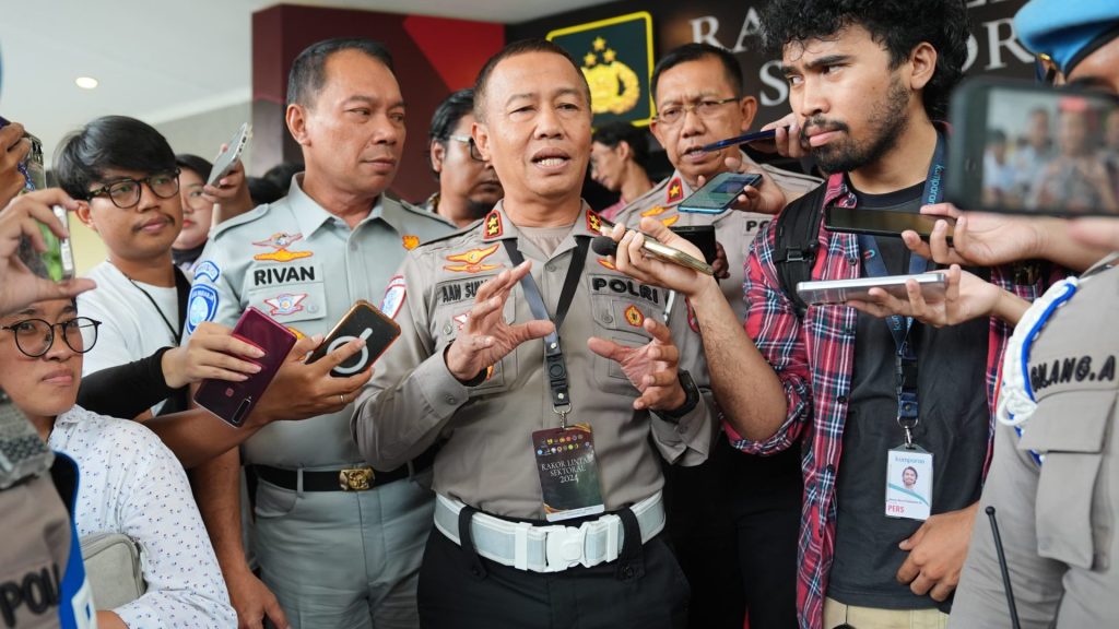 Kakorlantas Polri Imbau Pemudik Gunakan Angkutan Resmi Saat Nataru 2024