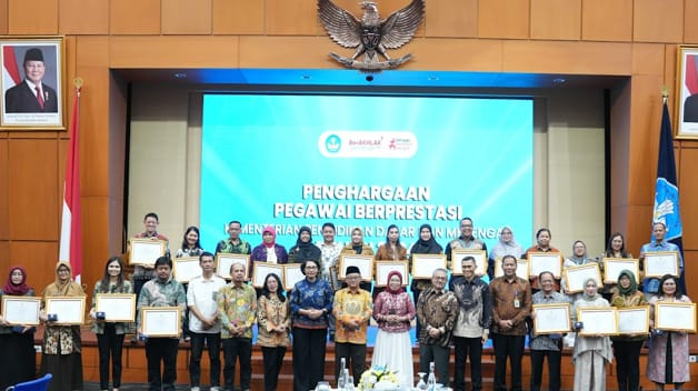 Kemendikdasmen Anugerahkan Penghargaan Pegawai Berprestasi 2024
