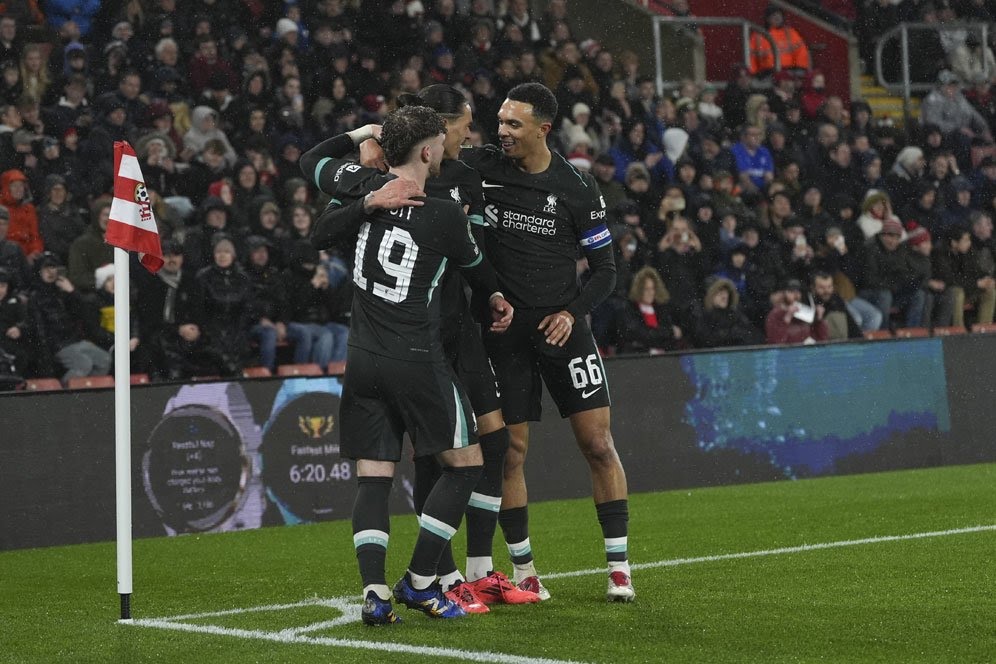 Liverpool Melaju ke Semifinal EFL Cup 2024/2025 Setelah Tundukkan Southampton