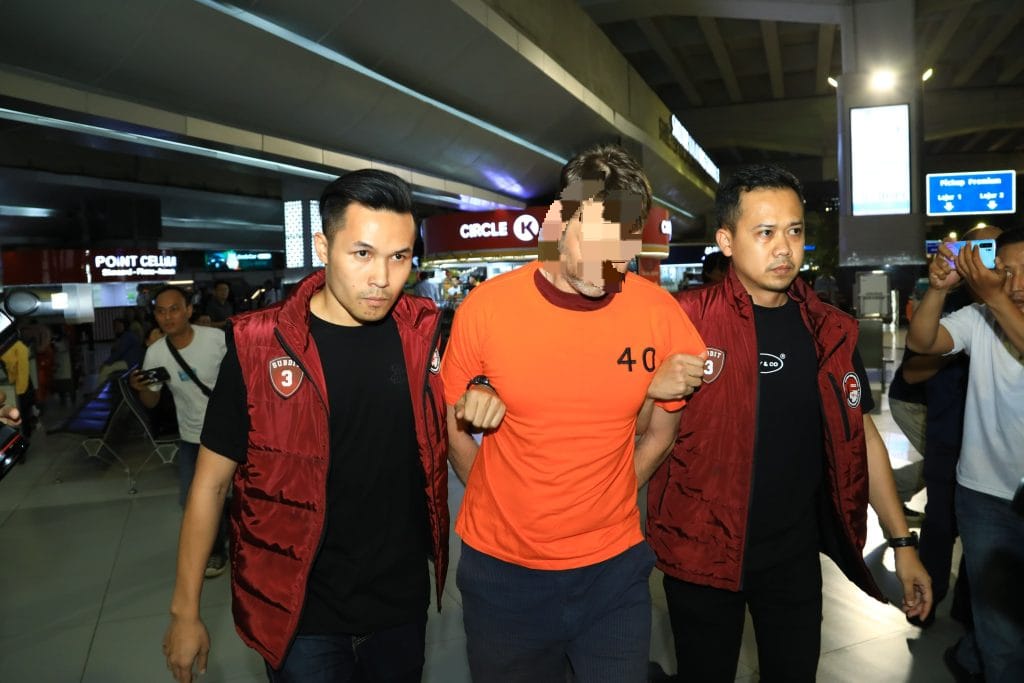Polri Tangkap Buronan Internasional di Bandara Soekarno-Hatta