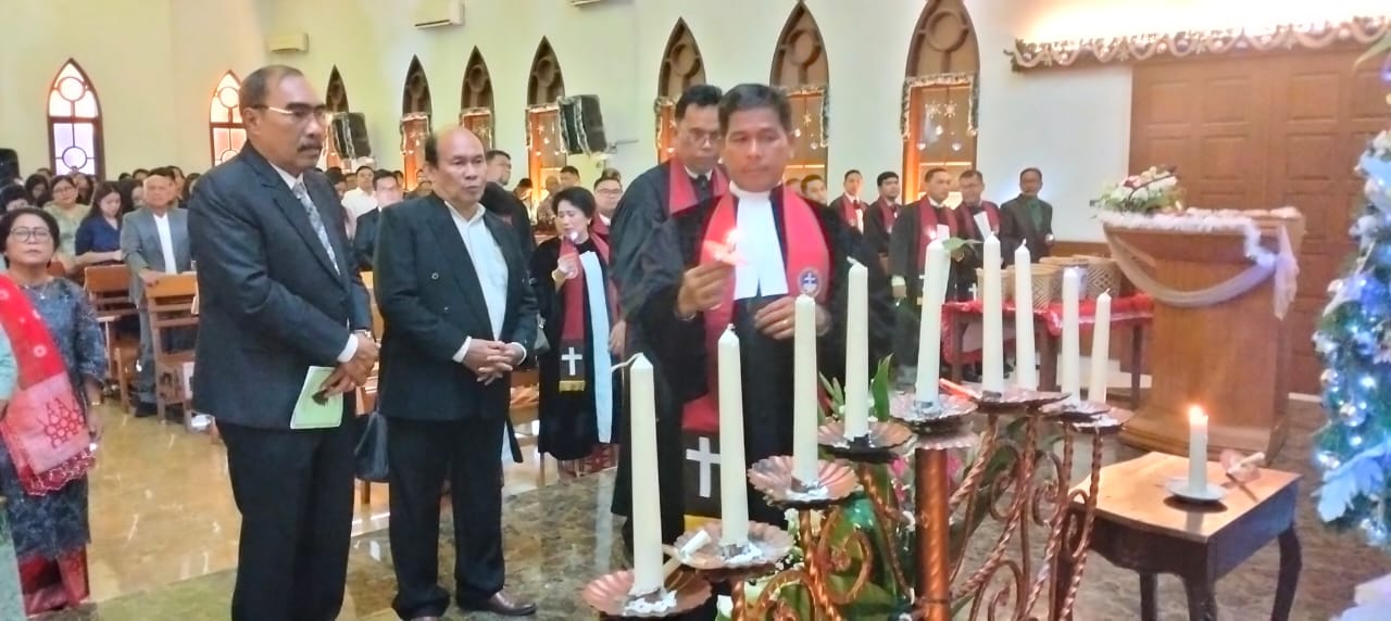 Ibadah Malam Natal GBKP Setia Budi Medan Peringati Kelahiran Juru Selamat