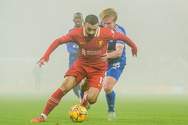 Liverpool Comeback Menang 3-1 atas Leicester City, Pertahankan Puncak Klasemen