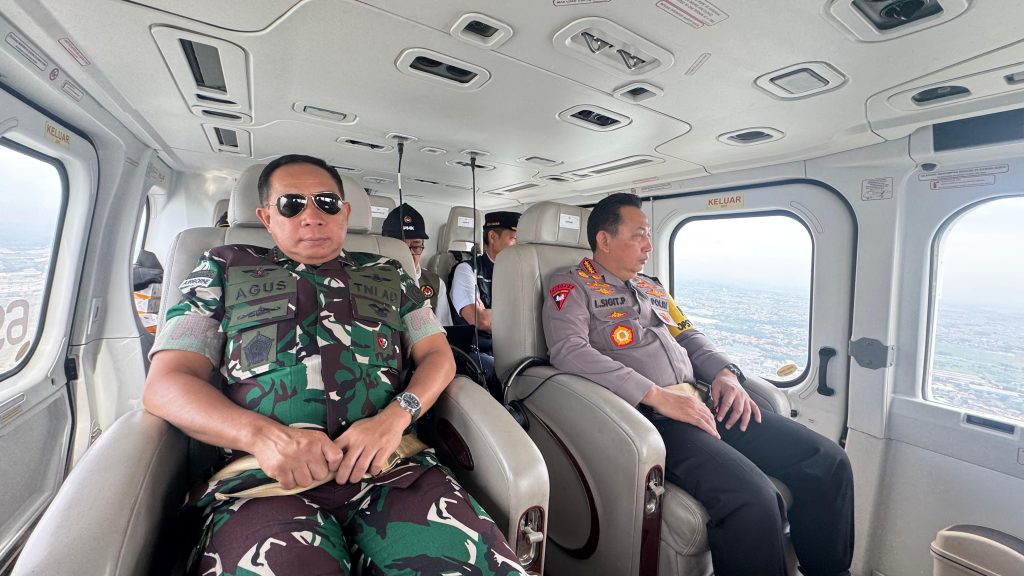 Kapolri dan Panglima TNI Tinjau Jalur Mudik Nataru 2024-2025 via Helikopter