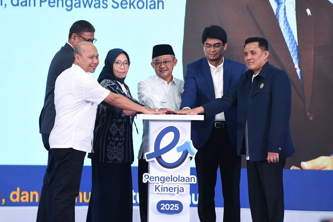 Kemendikdasmen Resmikan Pembaruan Sistem Pengelolaan Kinerja Guru dan Kepala Sekolah Tahun 2025
