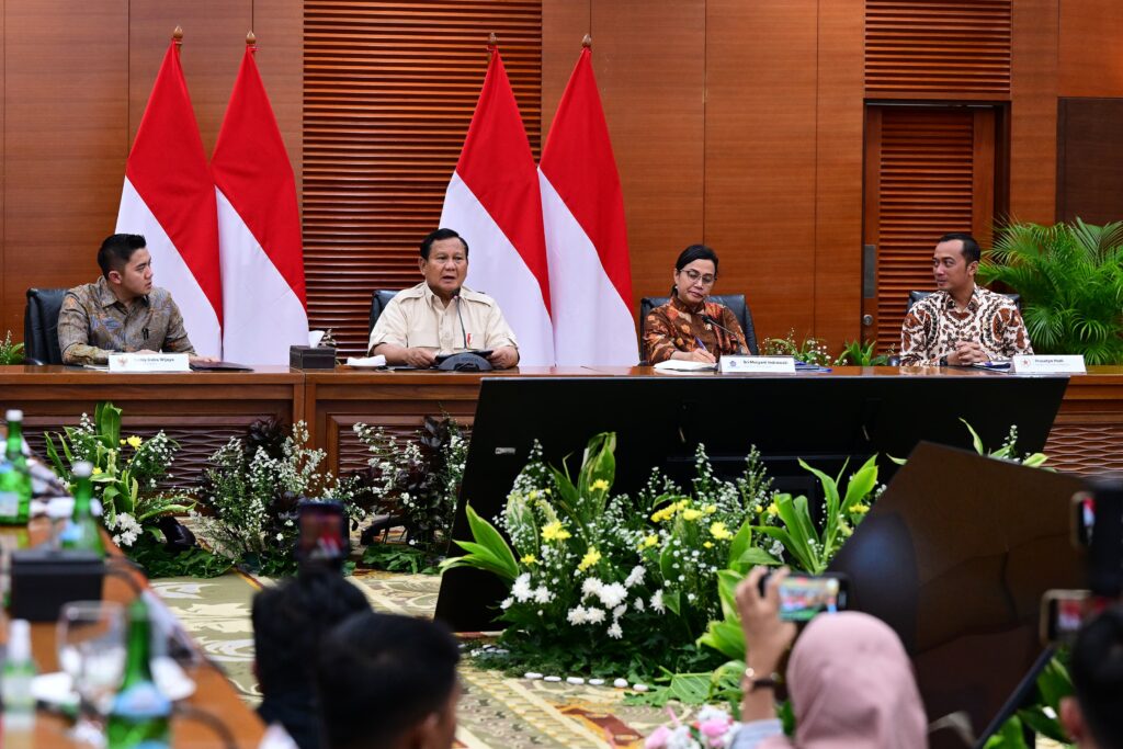 Presiden Prabowo Tegaskan PPN 12% Berlaku untuk Barang dan Jasa Mewah