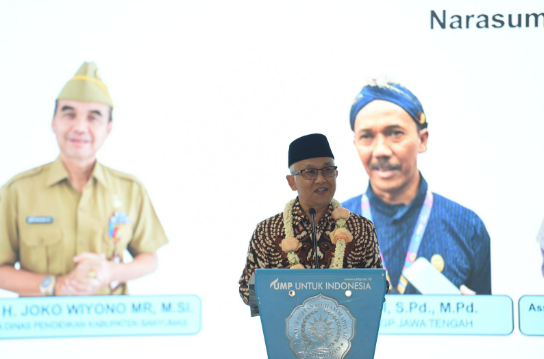 Pendekatan Deep Learning: Upaya Pengembangan Kompetensi Guru