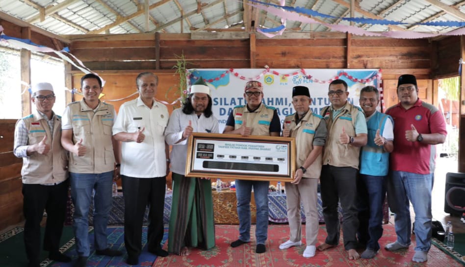 YBM PLN UID Sumut Salurkan Bantuan kepada Pondok Pesantren Tahfidz Qur an Pakpak Bharat