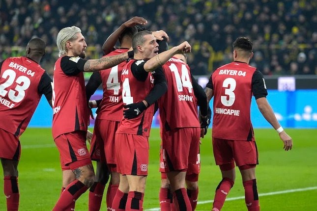 Leverkusen Permalukan Dortmund 3-2 di Signal Iduna Park