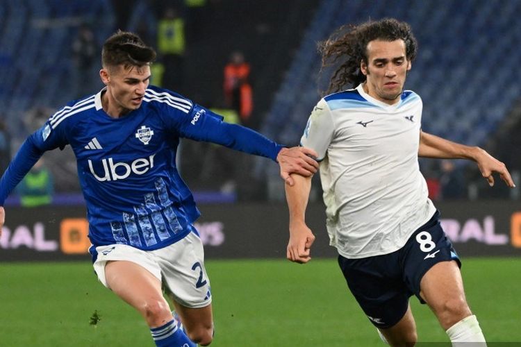 Como Curi Poin di Kandang Lazio, Skor 1-1