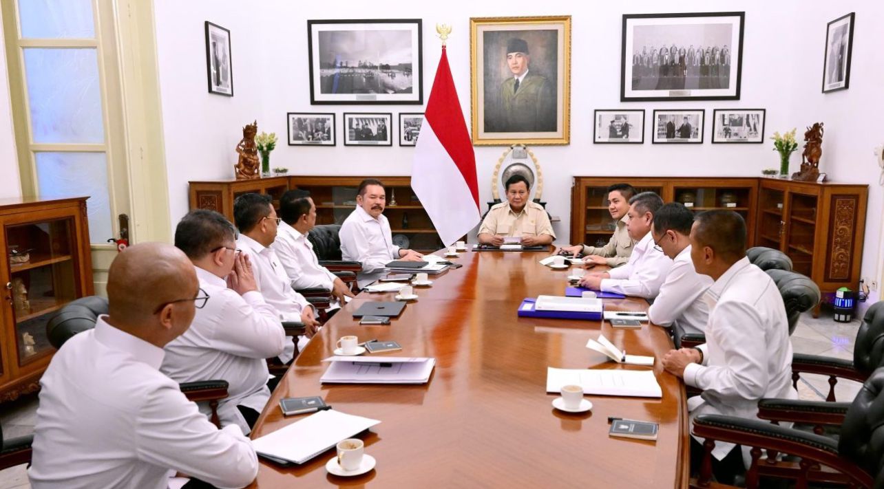 Bahas Pemberantasan Korupsi dan Izin Ilegal, Presiden Prabowo Undang Jaksa Agung dan Jajaran