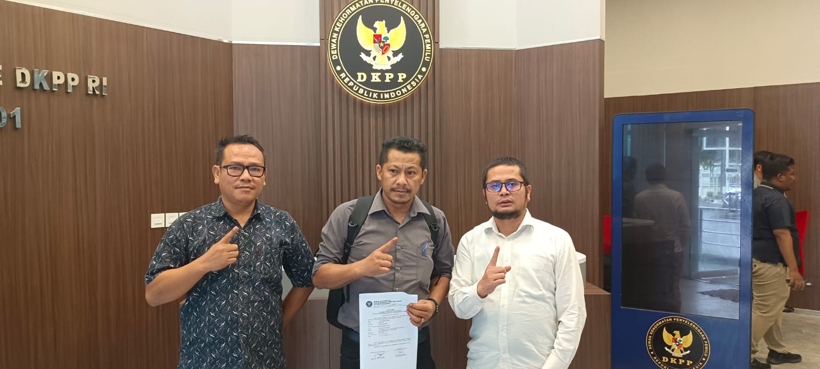 Atas Dugaan Pelanggaran, Komisoner KPU Taput Dilaporkan ke DKPP RI