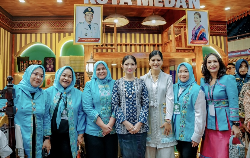 The Jakarta Inacraft 2025: Selvi Gibran Beli Kerajinan Tangan Perajin Medan