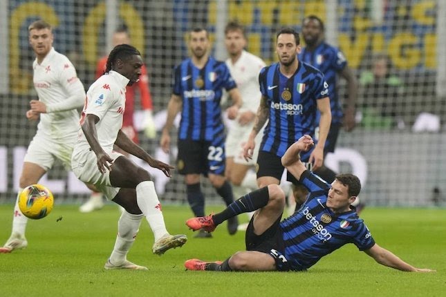 Inter Milan Kalahkan Fiorentina 2-1, Dekati Napoli di Puncak Klasemen
