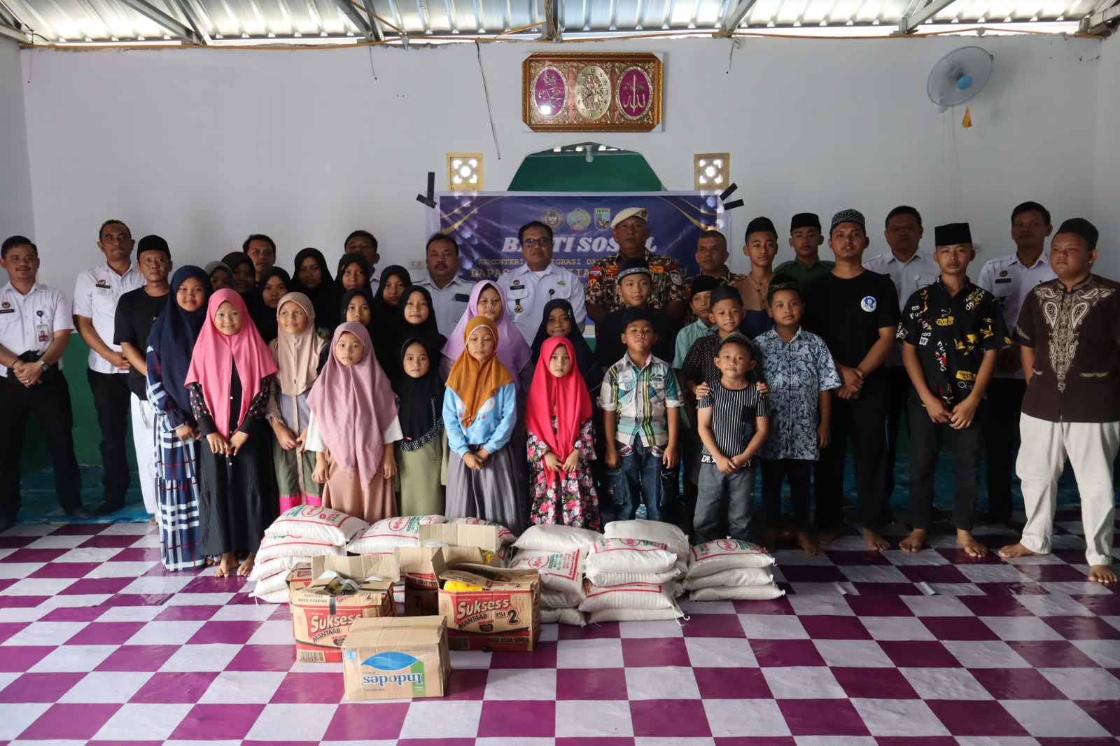 Lapas Pancurbatu dan GM FKPPI Wujudkan Kepedulian, Bantu Rumah Yatim dan Keluarga Warga Binaan