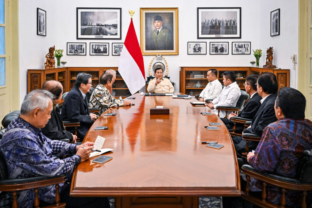 Bahas Investasi dan Ekonomi Nasional, Presiden Prabowo Bertemu Delapan Pengusaha Besar