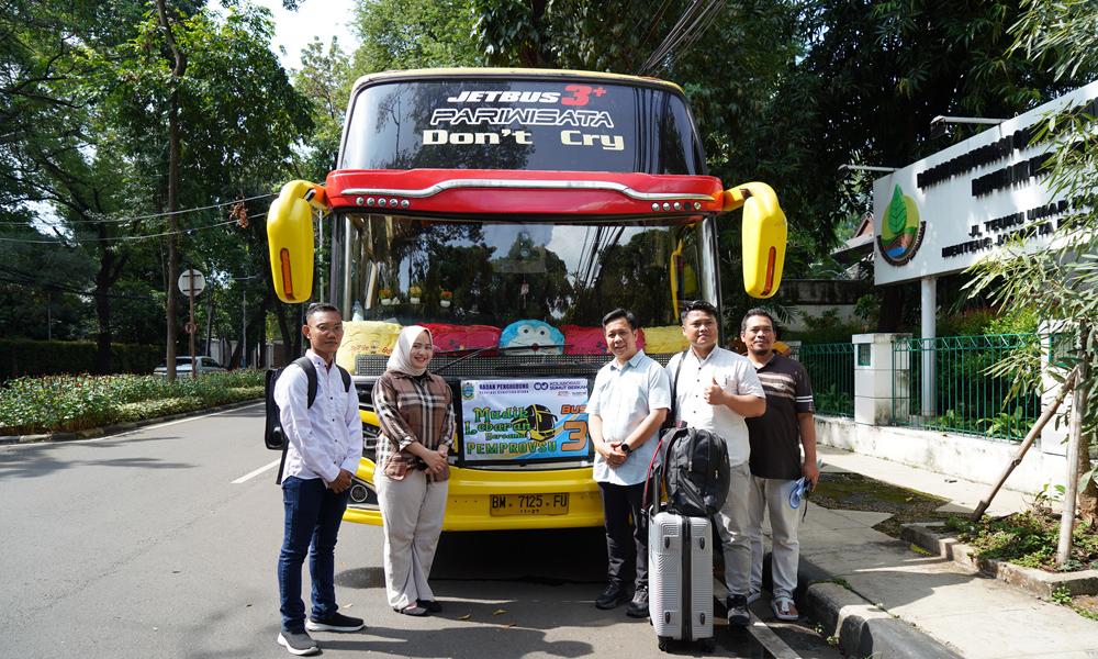 Gubernur Bobby Nasution Perdana Resmikan Mudik Gratis Lebaran untuk Mahasiswa di Luar Sumatera